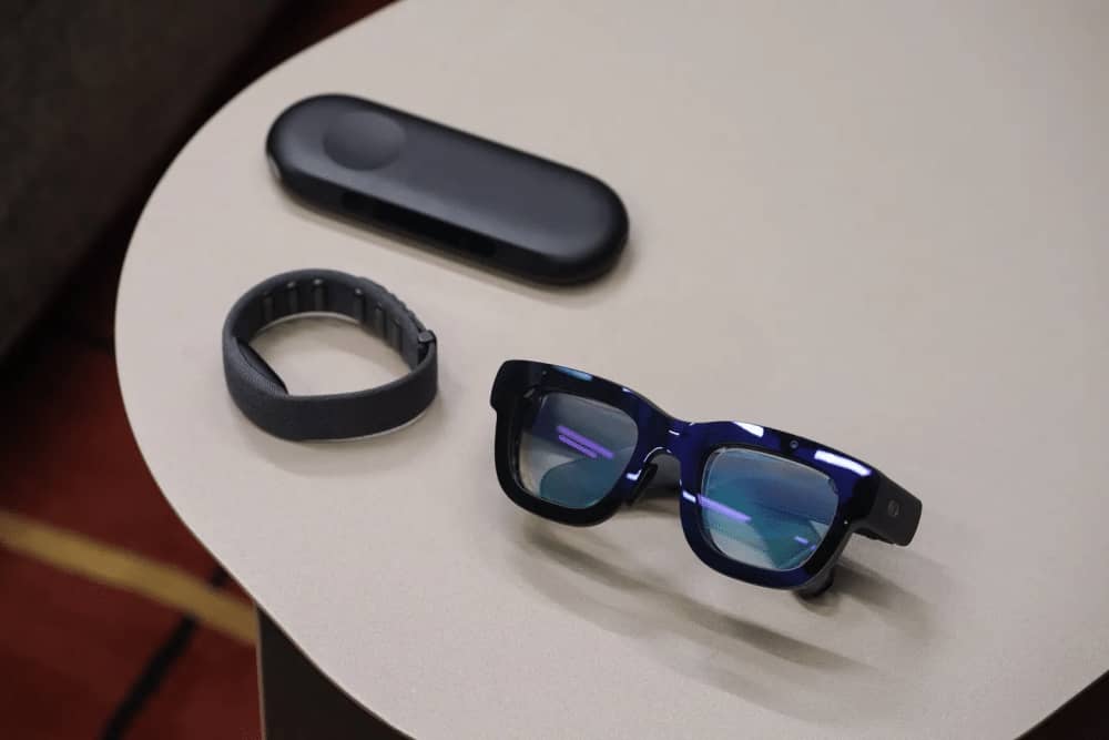 取代 Vision Pro？深度解析 Meta 