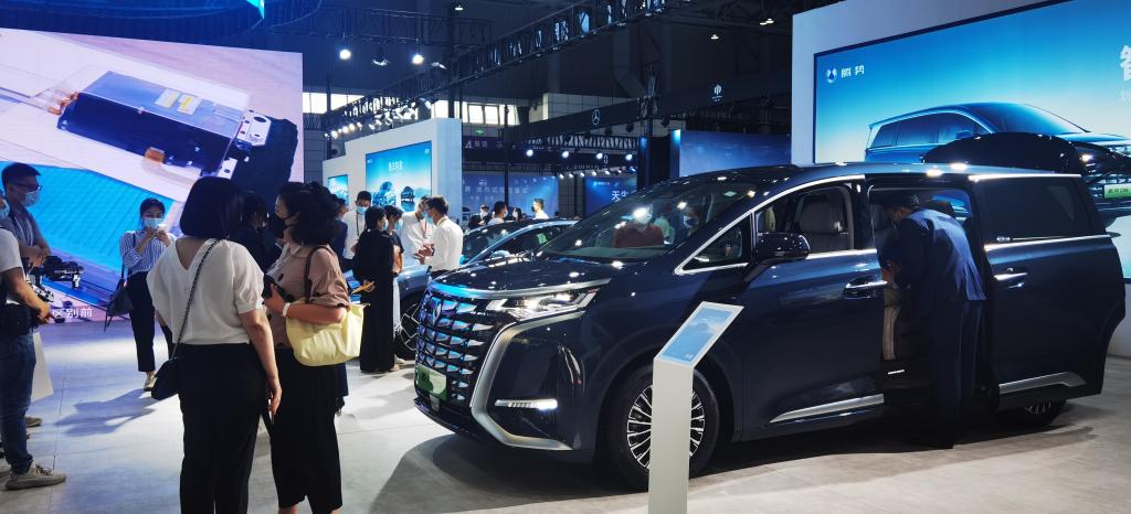 彭博社：2025年中国47%首购者选电动汽车，同比增22%